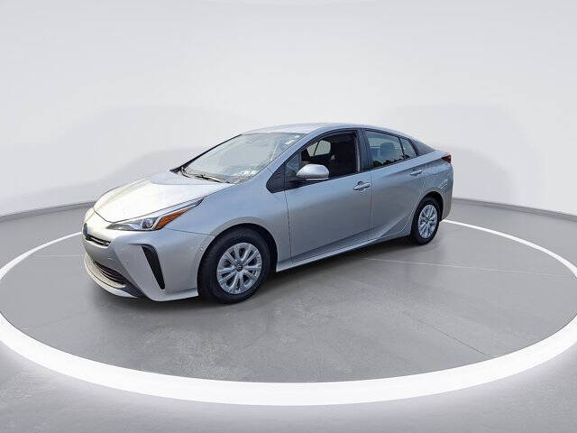 2022 Toyota Prius LE