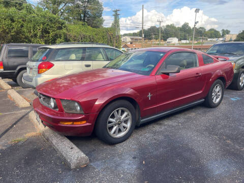 2005 Ford Mustang V6 Deluxe