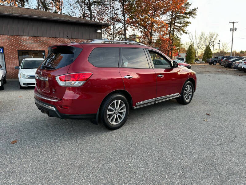 2015 Nissan Pathfinder SL photo 6