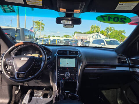 2017 Ford Explorer Platinum