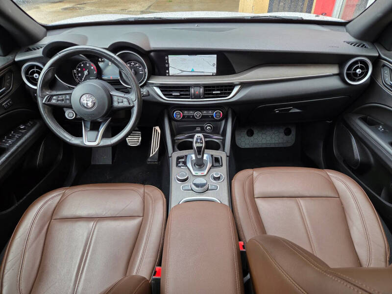 2022 Alfa Romeo Stelvio Ti
