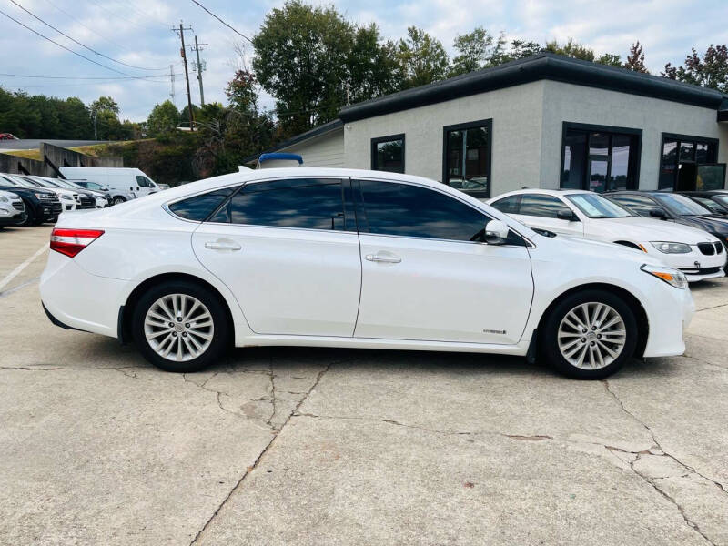 2013 Toyota Avalon Limited Hybrid photo 5