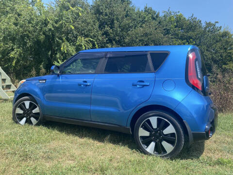2016 Kia Soul +