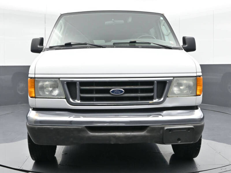 2003 Ford E-Series