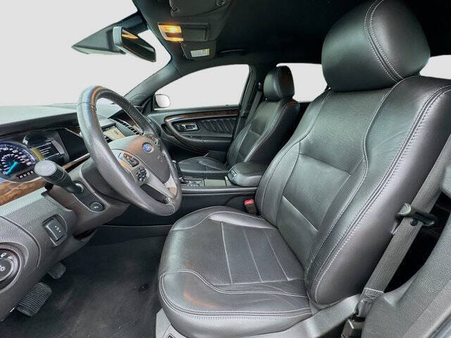 2019 Ford Taurus Limited