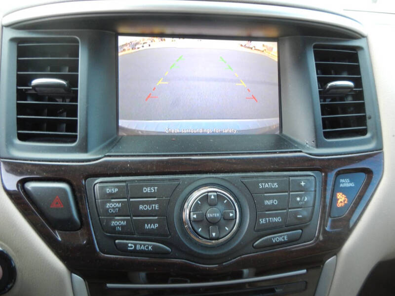 2014 Nissan Pathfinder SL