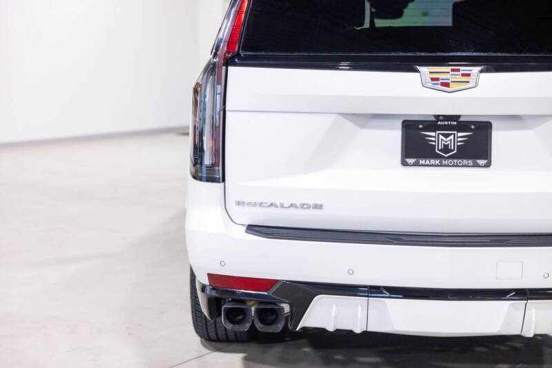 2024 Cadillac Escalade-V