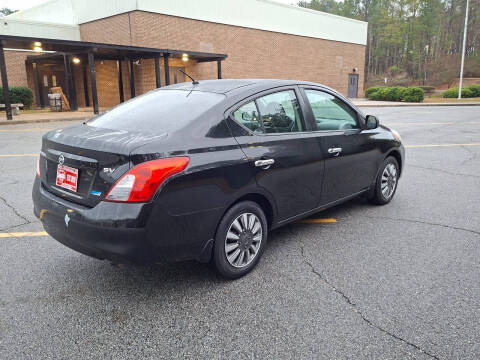 2012 Nissan Versa 1.6 SV
