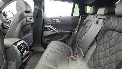 2023 BMW X6 xDrive40i