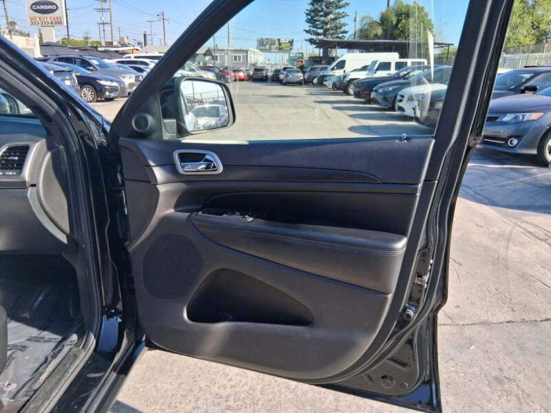 2018 Jeep Grand Cherokee Laredo E