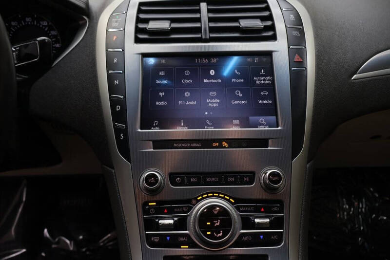 2020 Lincoln MKZ Standard