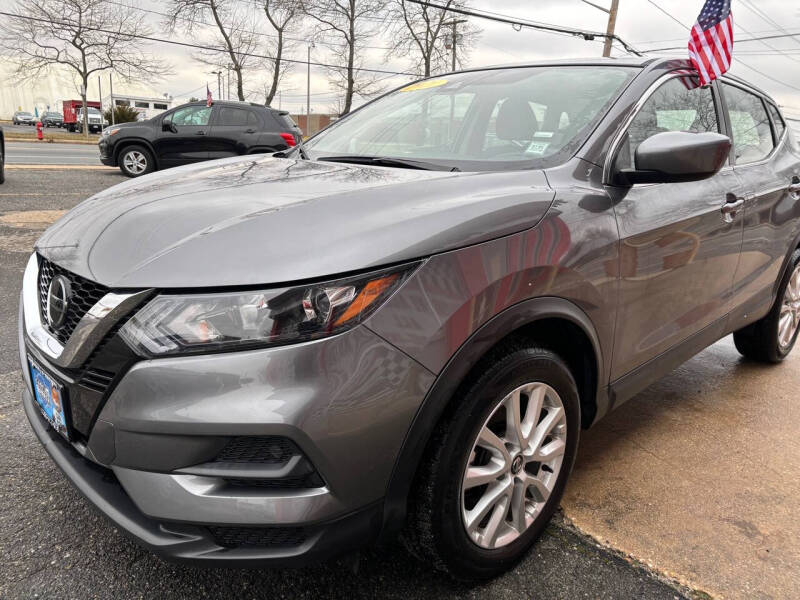 2021 Nissan Rogue Sport for sale at AUTORAMA SALES INC. in Farmingdale NY