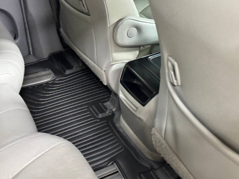 2017 Toyota Sienna XLE Premium 8-Passenger