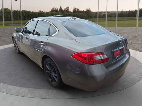 2012 Infiniti M37