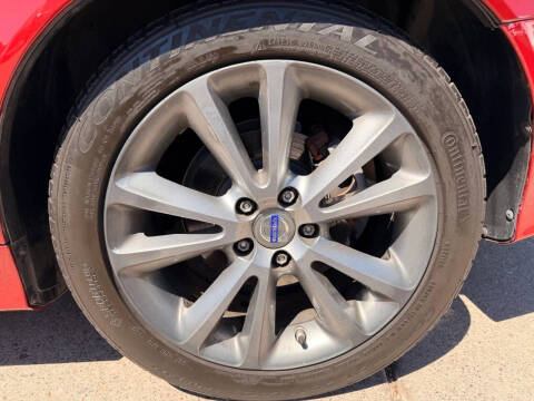 2011 Volvo C70 T5
