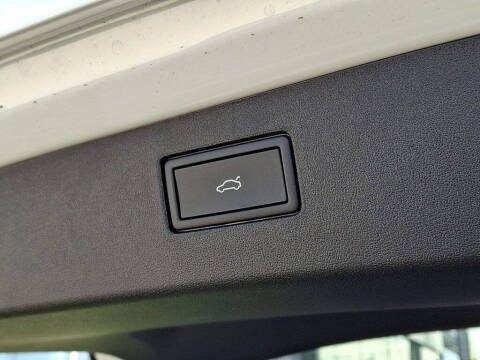 2026 Volkswagen Tiguan SE 4Motion