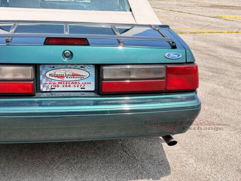 1990 Ford Mustang