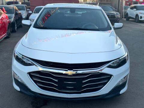 2020 Chevrolet Malibu for sale at M&M Diamond Cars LLC in Phoenix AZ