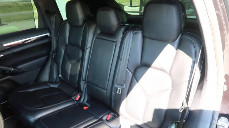 2018 Porsche Cayenne S