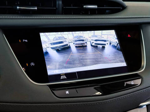 2022 Cadillac XT5 Premium Luxury