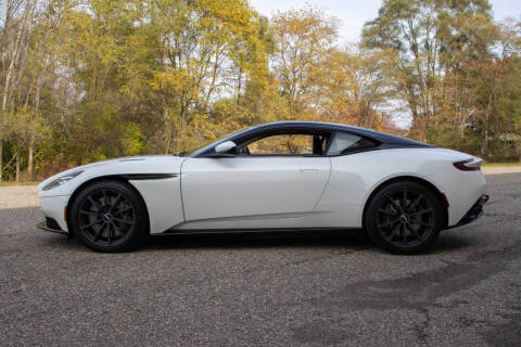 2019 Aston Martin DB11 AMR