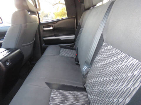 2019 Toyota Tundra SR5