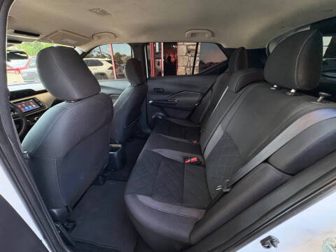 2020 Nissan Kicks S