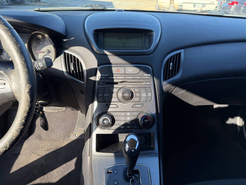 2012 Hyundai Genesis Coupe 2.0T