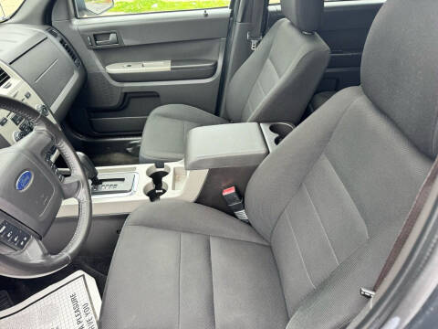 2009 Ford Escape XLT