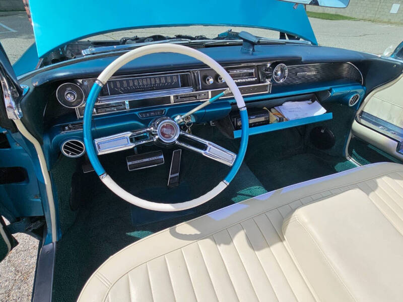 1961 Cadillac Eldorado Biarritz