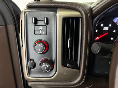 2016 GMC Sierra 2500HD Denali