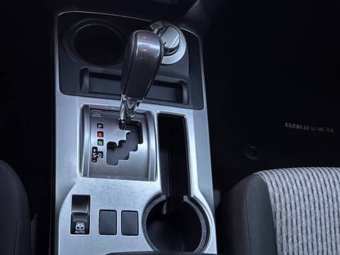 2022 Toyota 4Runner SR5