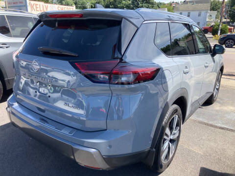 2024 Nissan Rogue SL