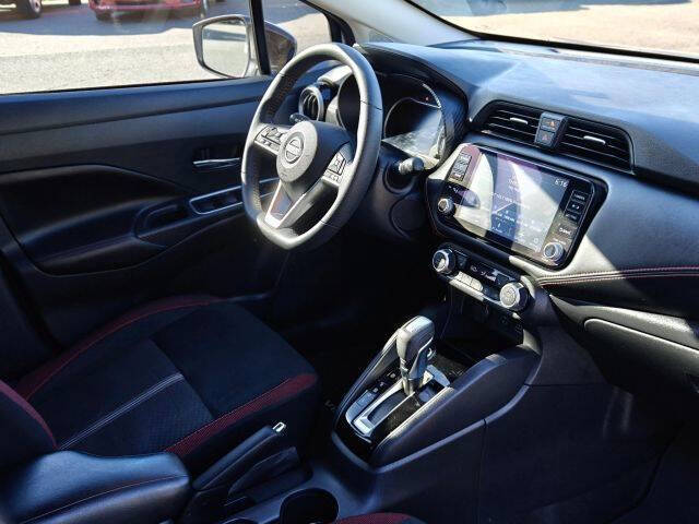 2024 Nissan Versa SR
