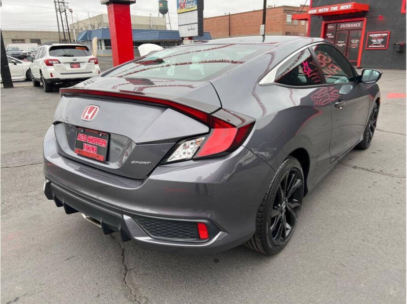 2019 Honda Civic Sport photo 9