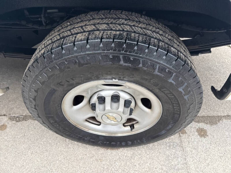 2022 Chevrolet Express 2500