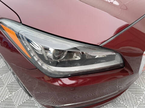 2016 Hyundai Genesis