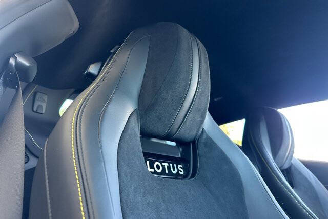 2025 Lotus Emira V6 Base