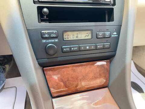 1999 Lexus ES 300