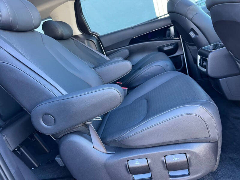 2025 Kia Carnival SX Prestige