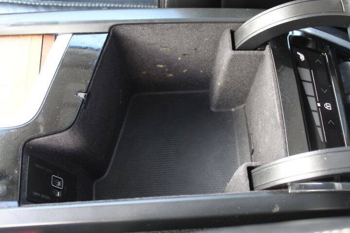 2018 Volvo XC90 T6 Inscription