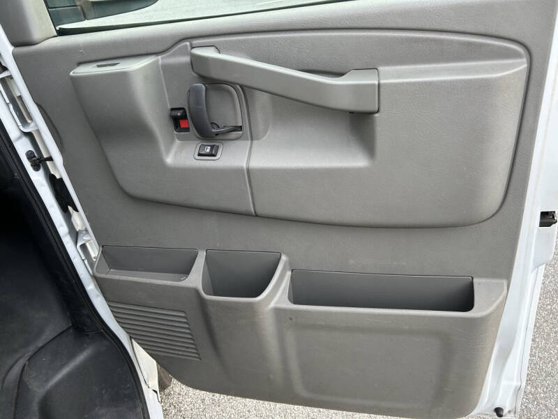 2018 Chevrolet Express 2500