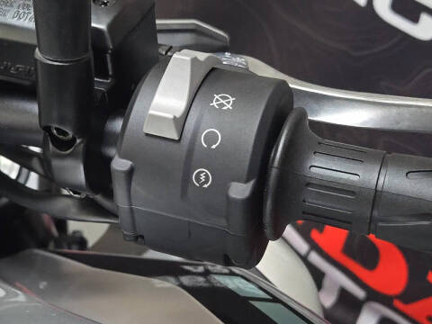 2025 Kawasaki Z900 ABS