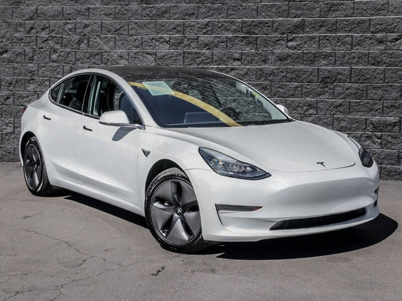 2019 Tesla Model 3 Mid Range