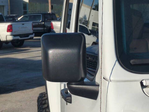 2022 Jeep Gladiator Sport S