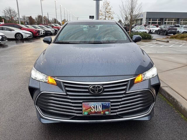 2022 Toyota Avalon XLE