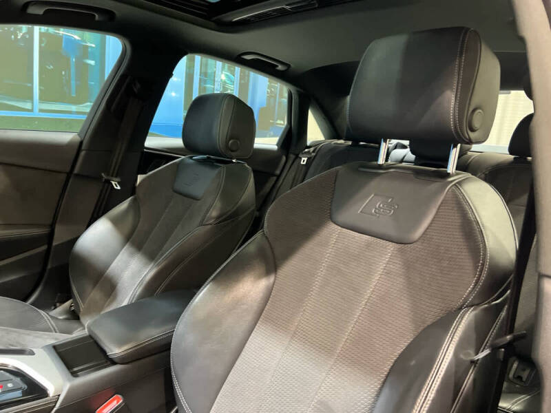 2020 Audi A4 quattro Premium Plus 45 TFSI