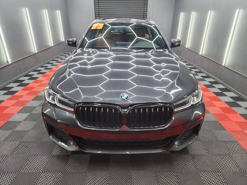 2023 BMW 5 Series 530e's photo