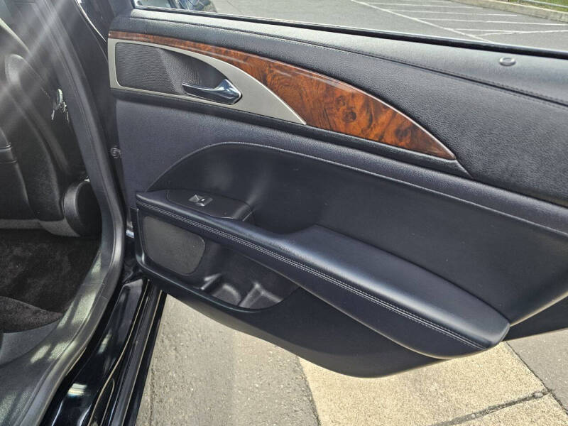 2017 Lincoln MKZ Hybrid Reserve