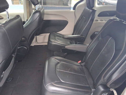 2018 Chrysler Pacifica Touring L